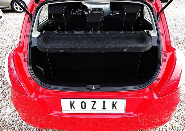 Suzuki Swift cena 35900 przebieg: 126517, rok produkcji 2016 z Koło małe 704